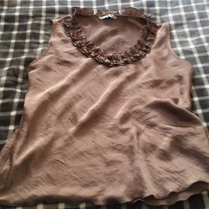 Signature by Larry Levine Tops - Tan sleeveless blouse with ruffled neckline Signature by Larry Levine Tops - Tan sleeveless blouse with ruffled neckline